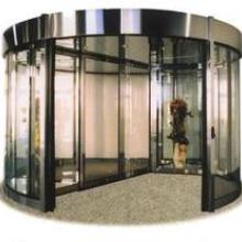 北京華建門(mén)窗廠 旋轉(zhuǎn)門(mén)、感應(yīng)門(mén)與車(chē)庫(kù)門(mén)的專(zhuān)業(yè)制造商